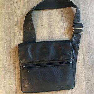 Vintage Fossil Black Leather Shoulder Saddle Bag Purse 9" x 9"!